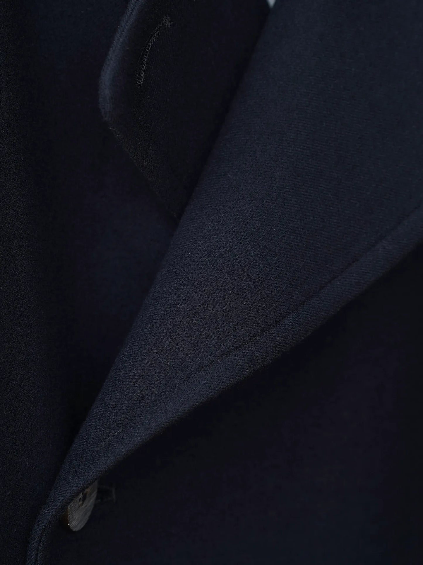 calmlence-double-breasted-coat-blk-7