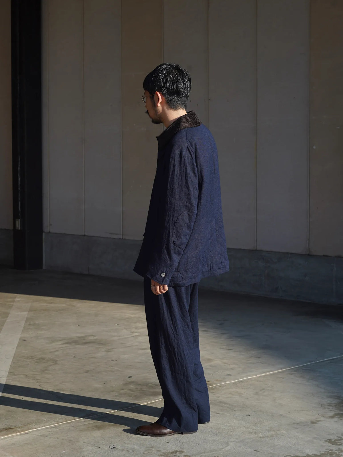 calmlence | SINGLE PLEATED WIDE STRAIGHT IND