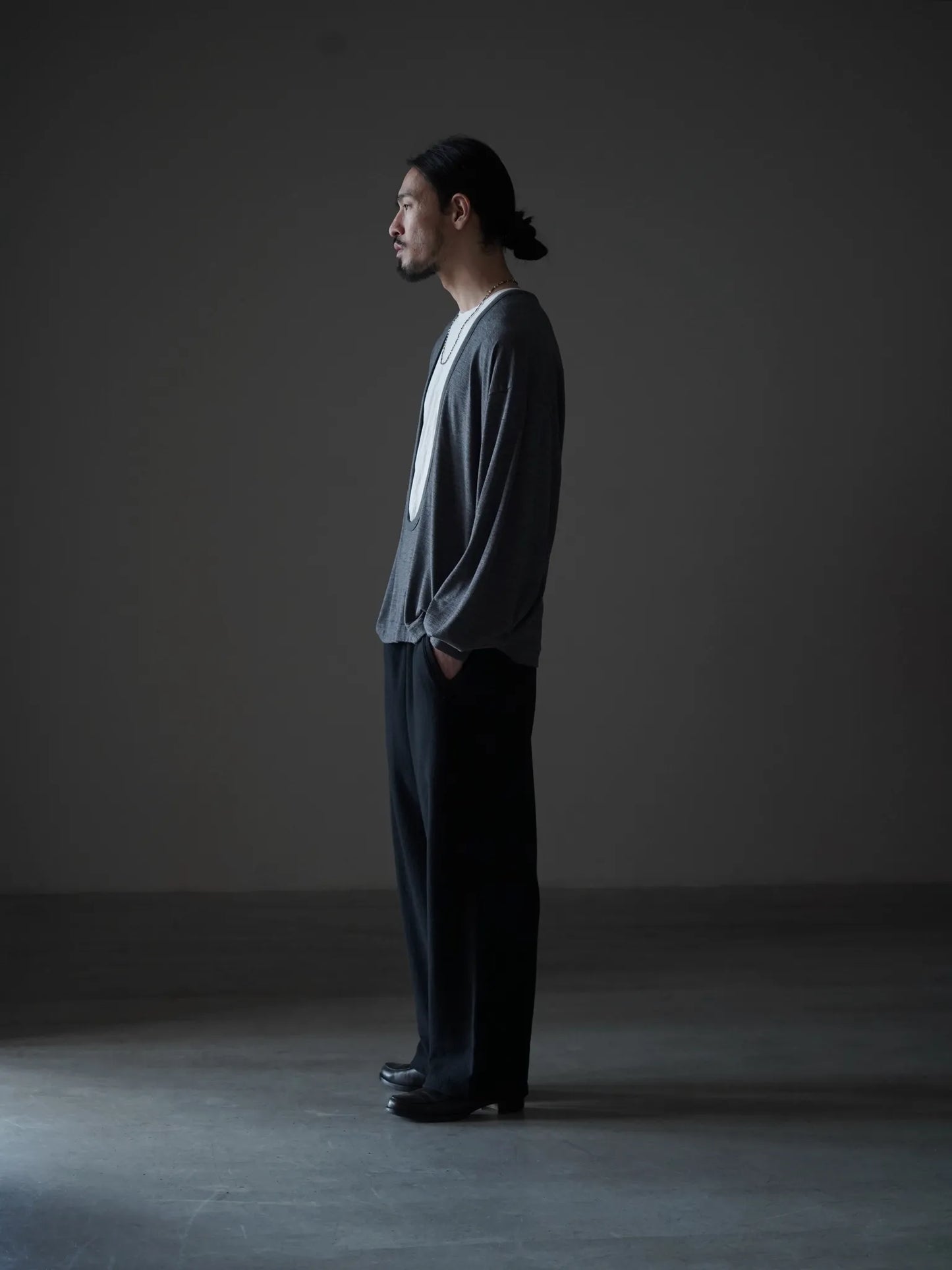 nonnotte | Drape U Pullover with Cuff Sleeve Charcoal