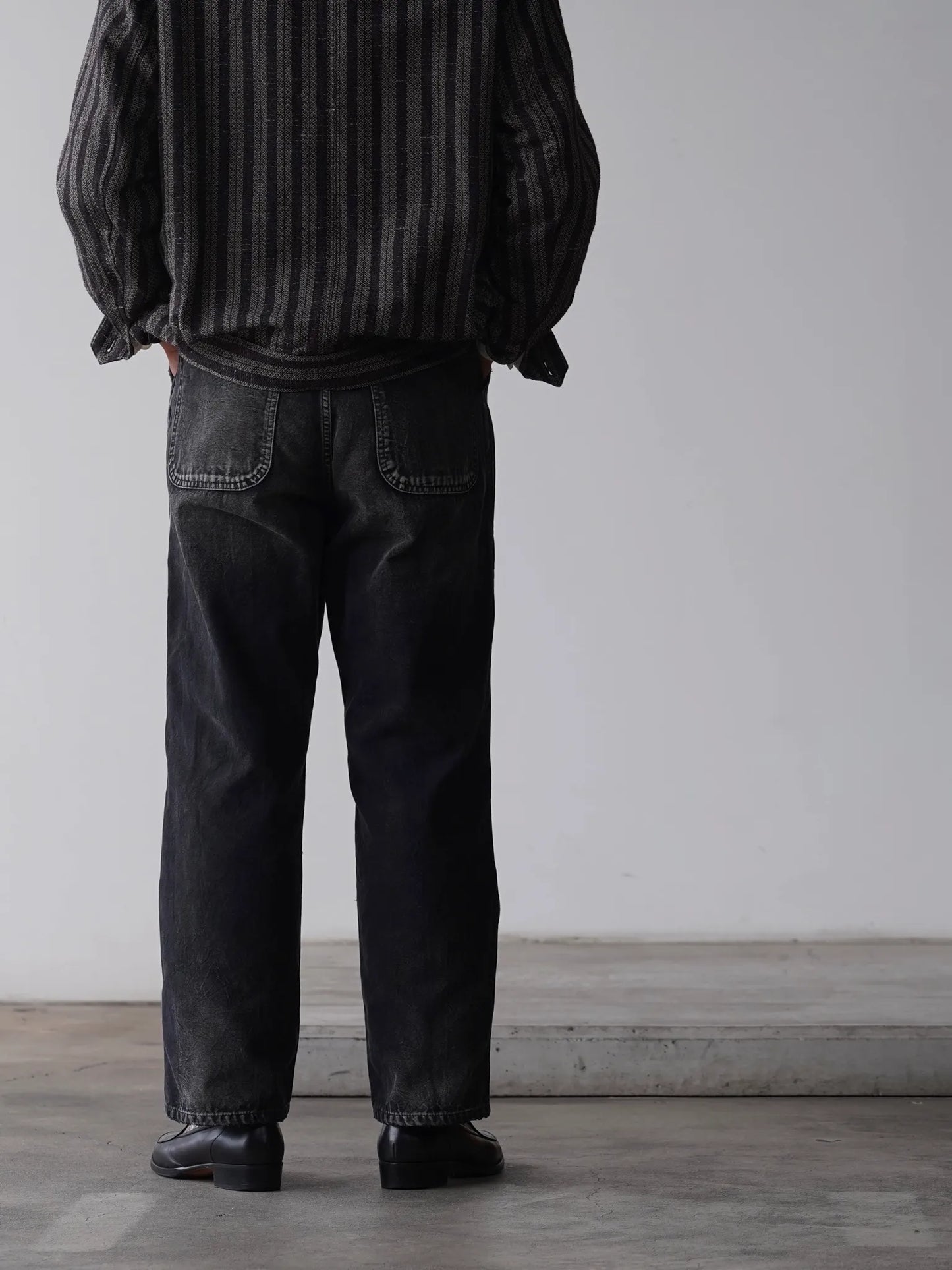 herill-duck-painterpants-black-5