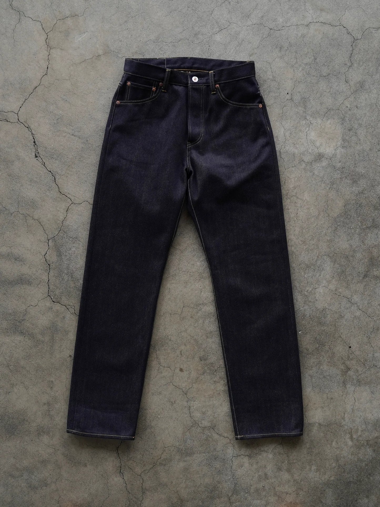 herill-cashmeredenim-regularjeans-indigo-1