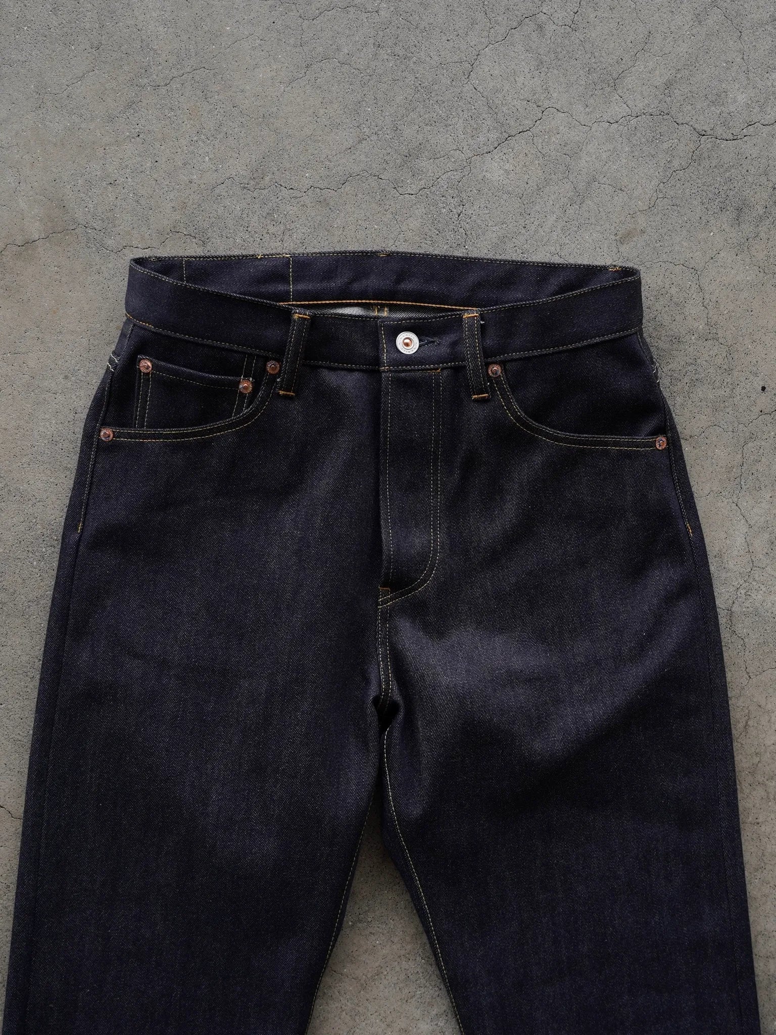 herill-cashmeredenim-regularjeans-indigo-7