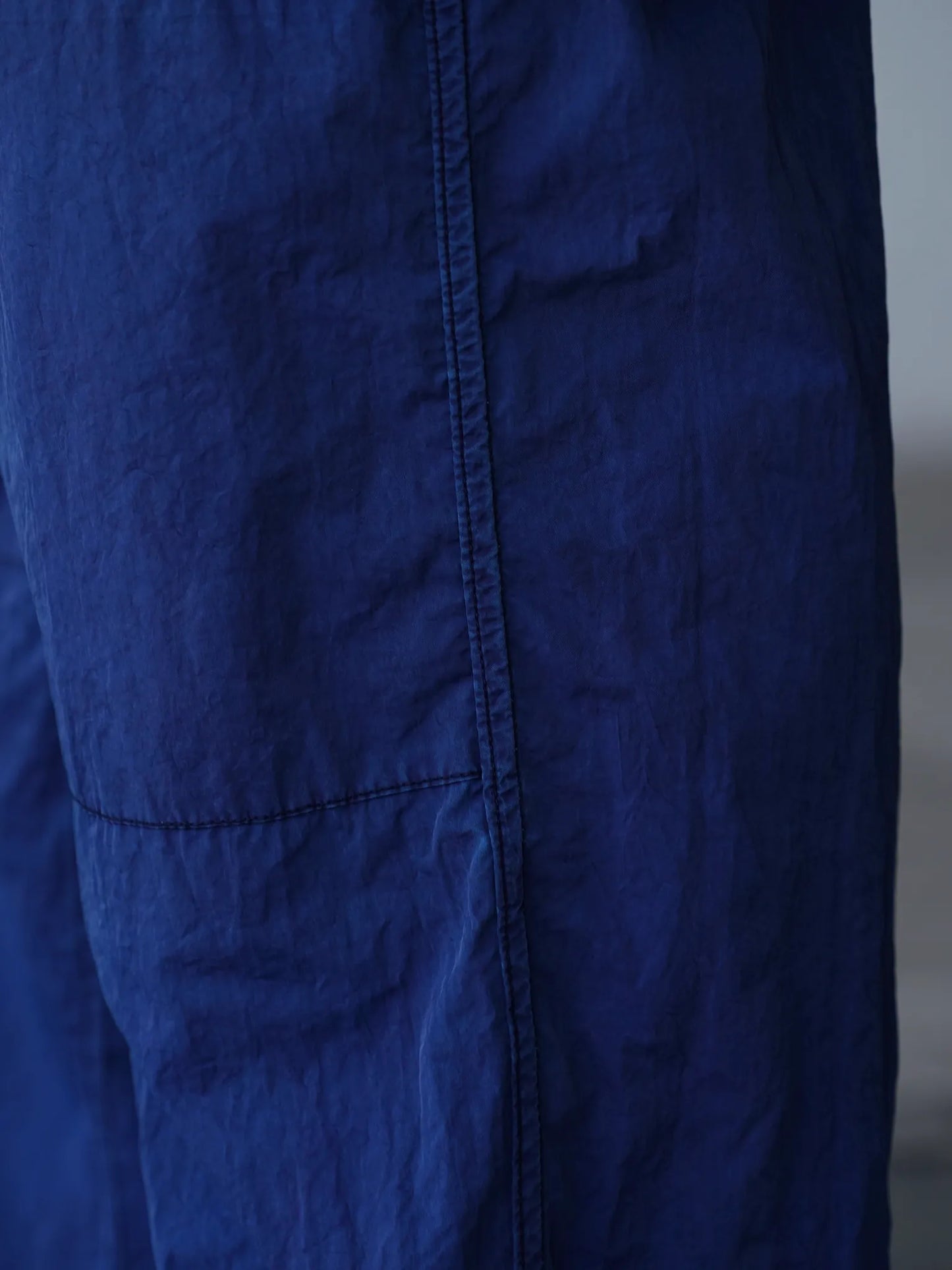 THE NULABEL | GARMENT DYED CARGO TRS NATURAL INDIGO