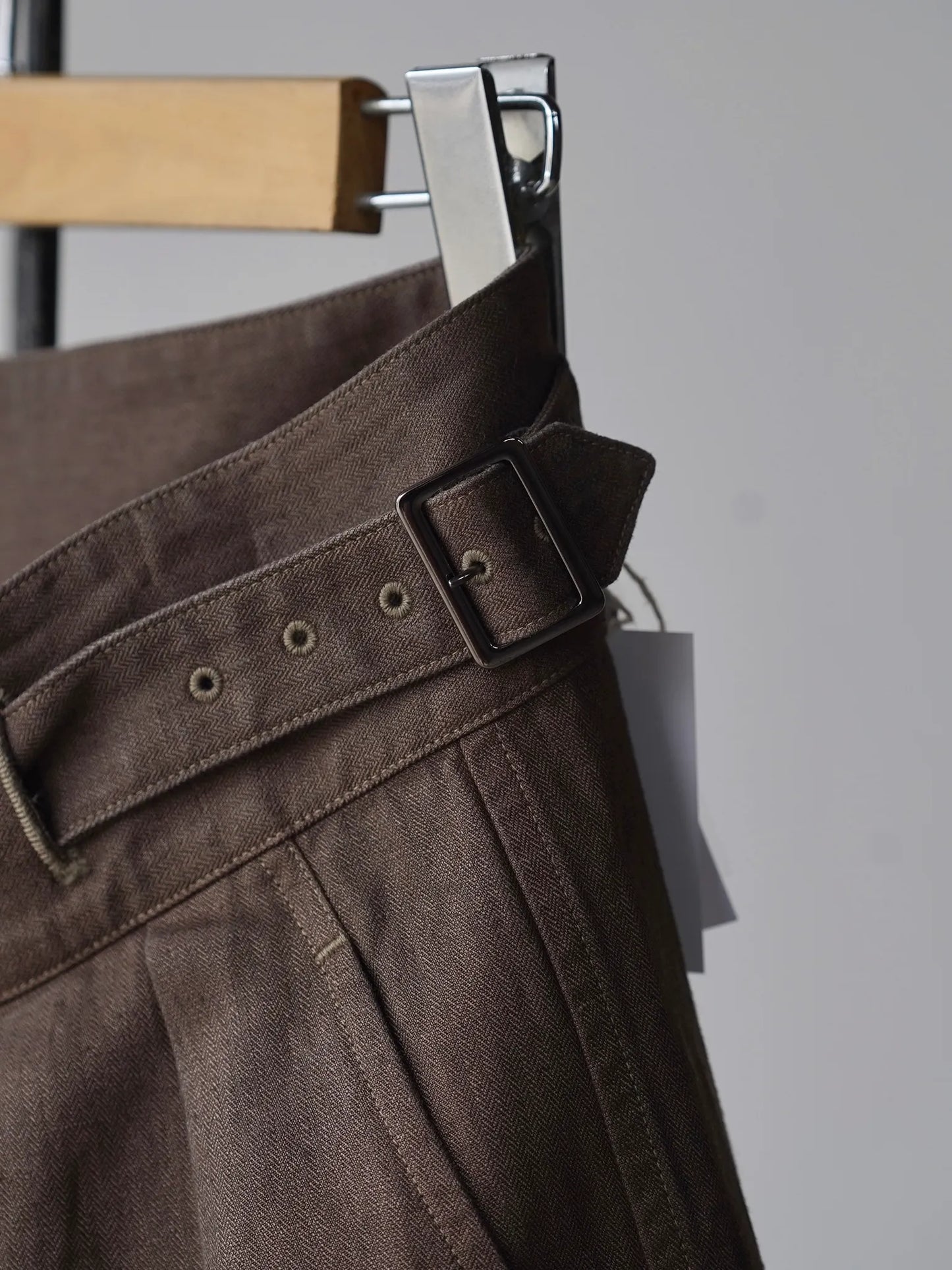 Nomat | Gurkha Short PT / Herringbone Brown