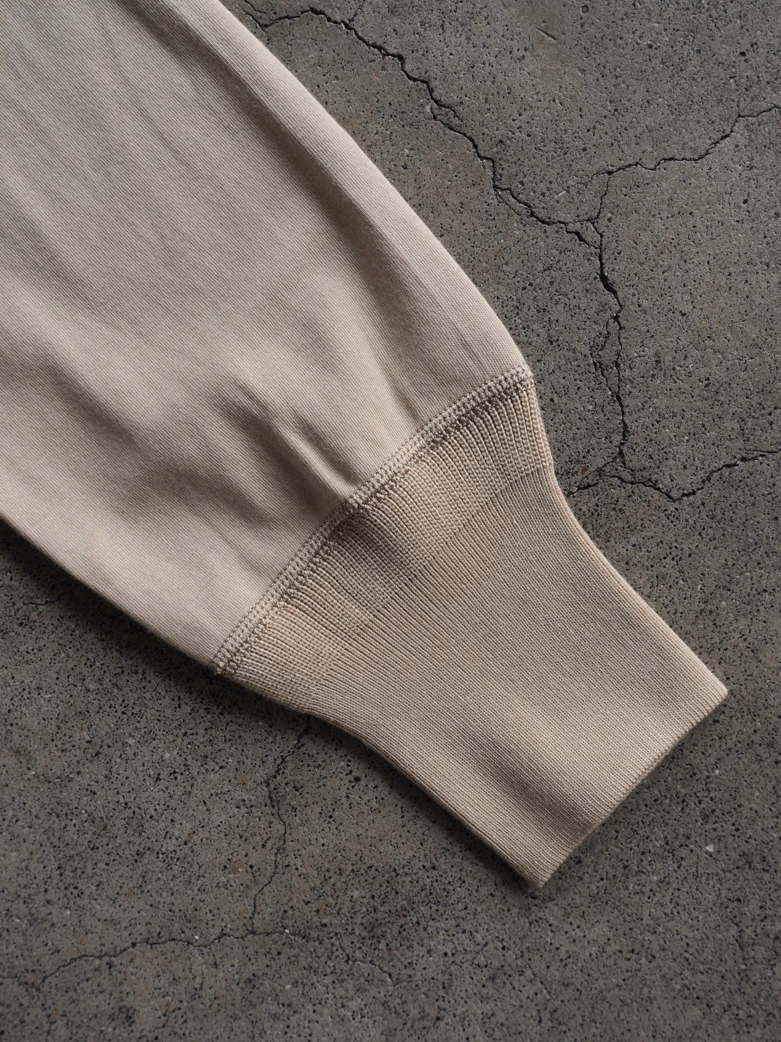 olde-homesteader-interlock-mil-mockneck-l-s-champagne-4