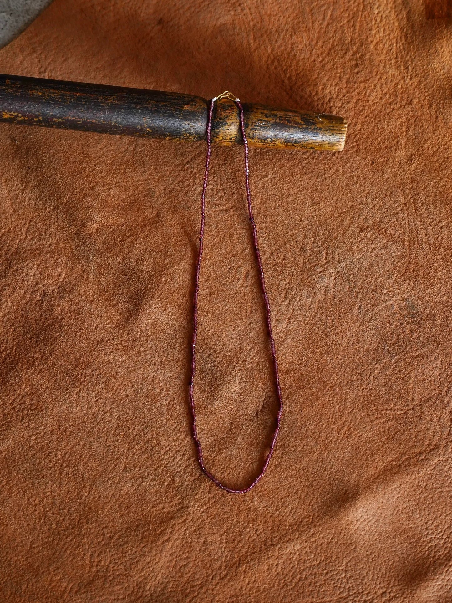 stones stone zoo | necklace -garnet-