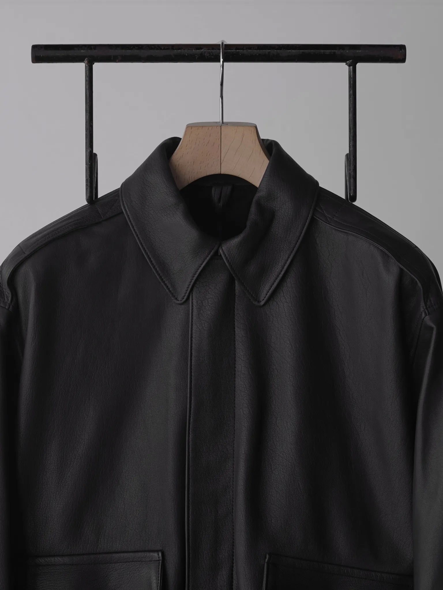 COMOLI Sheepskin A-2 Jacket BROWN | CASANOVA&CO Online Store COMOLI Sheepskin A-2 Jacket BROWN | CASANOVA&CO Online Store