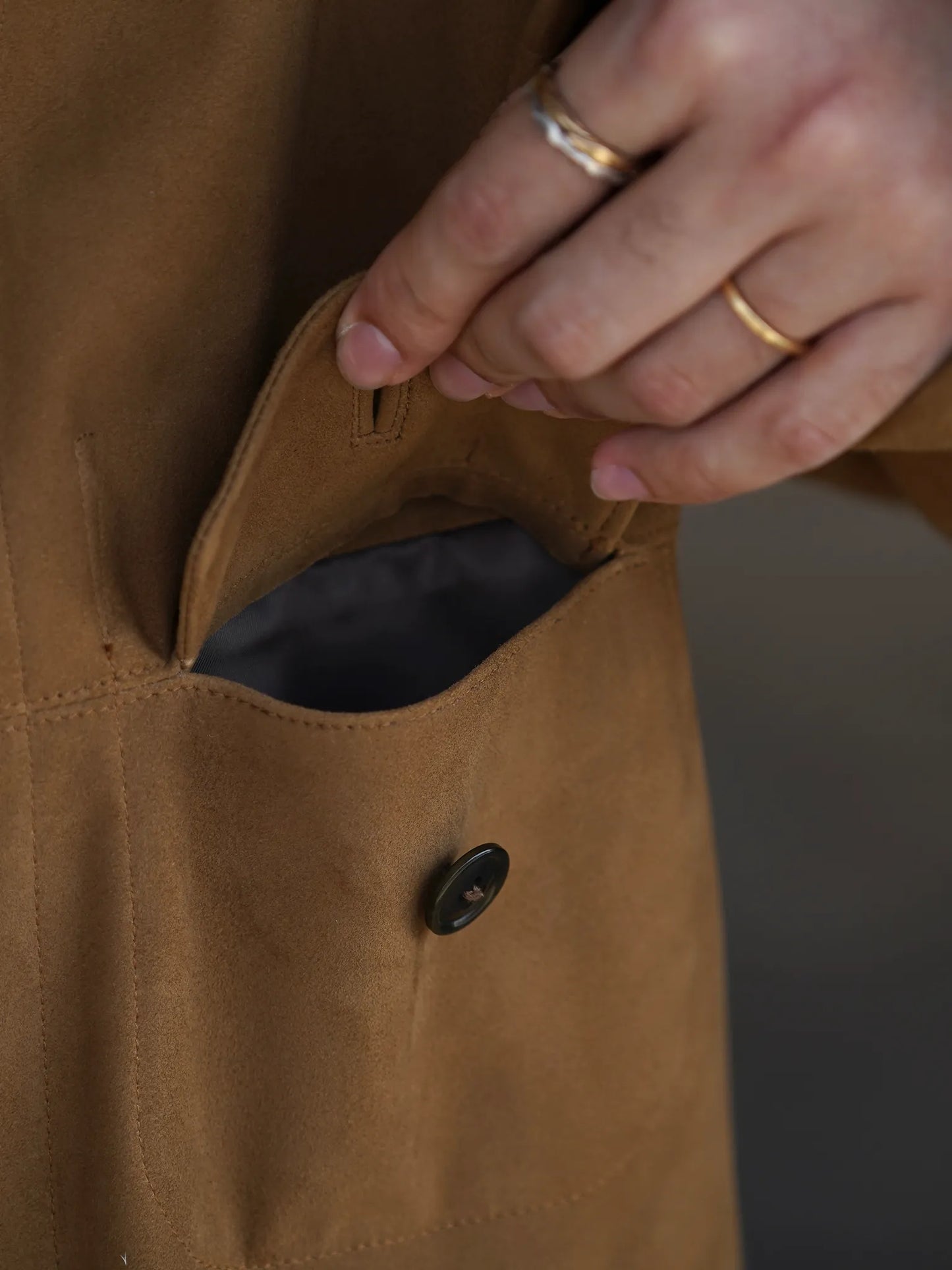 SARTO | [METIS GOAT SUEDE LEATHER] LEATHER HALF COAT BROWN GOLD