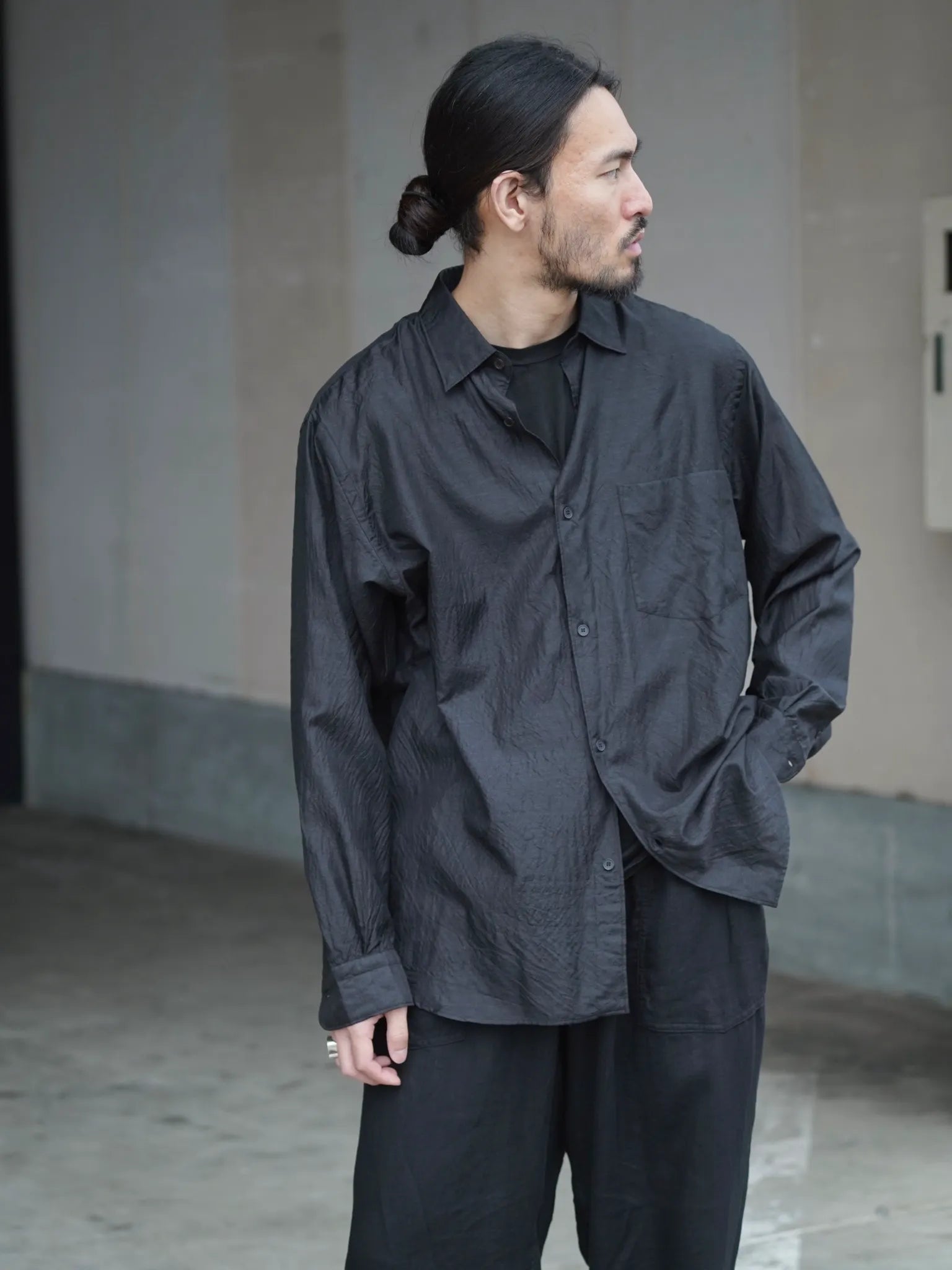 COMOLI ウールシルク コモリシャツ CHARCOAL | CASANOVA&CO COMOLI ウールシルク コモリシャツ CHARCOAL | CASANOVA&CO