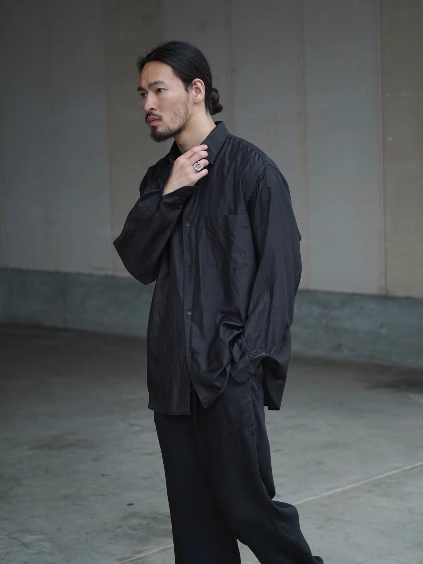 COMOLI | ウールシルク コモリシャツ CHARCOAL