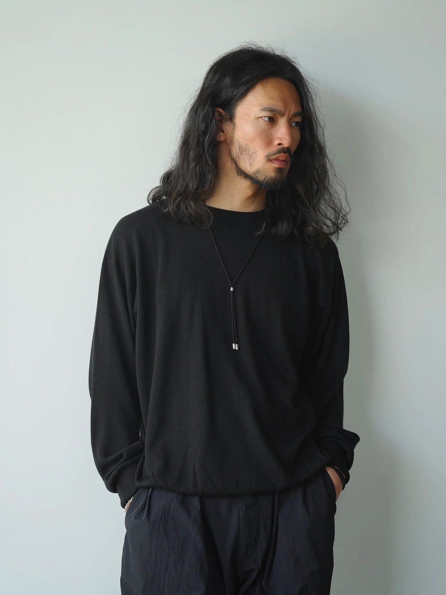 Olde H & Daughter | SILK PLAIN STITCH CREW L/S BLACK