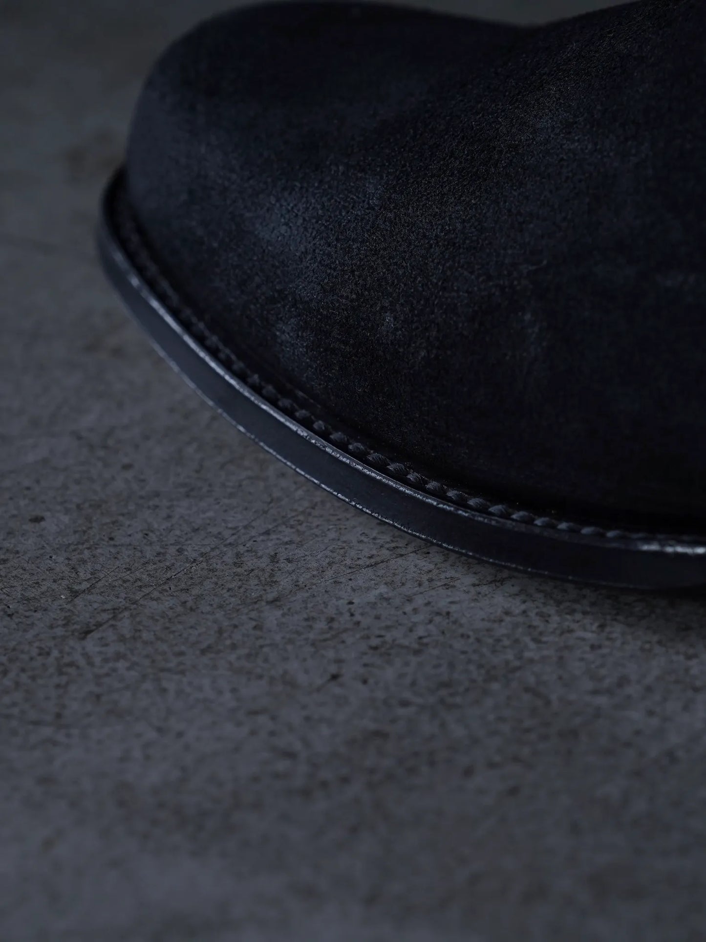 post-production-side-zip-boots-waxed-ezojika-suede-black-6