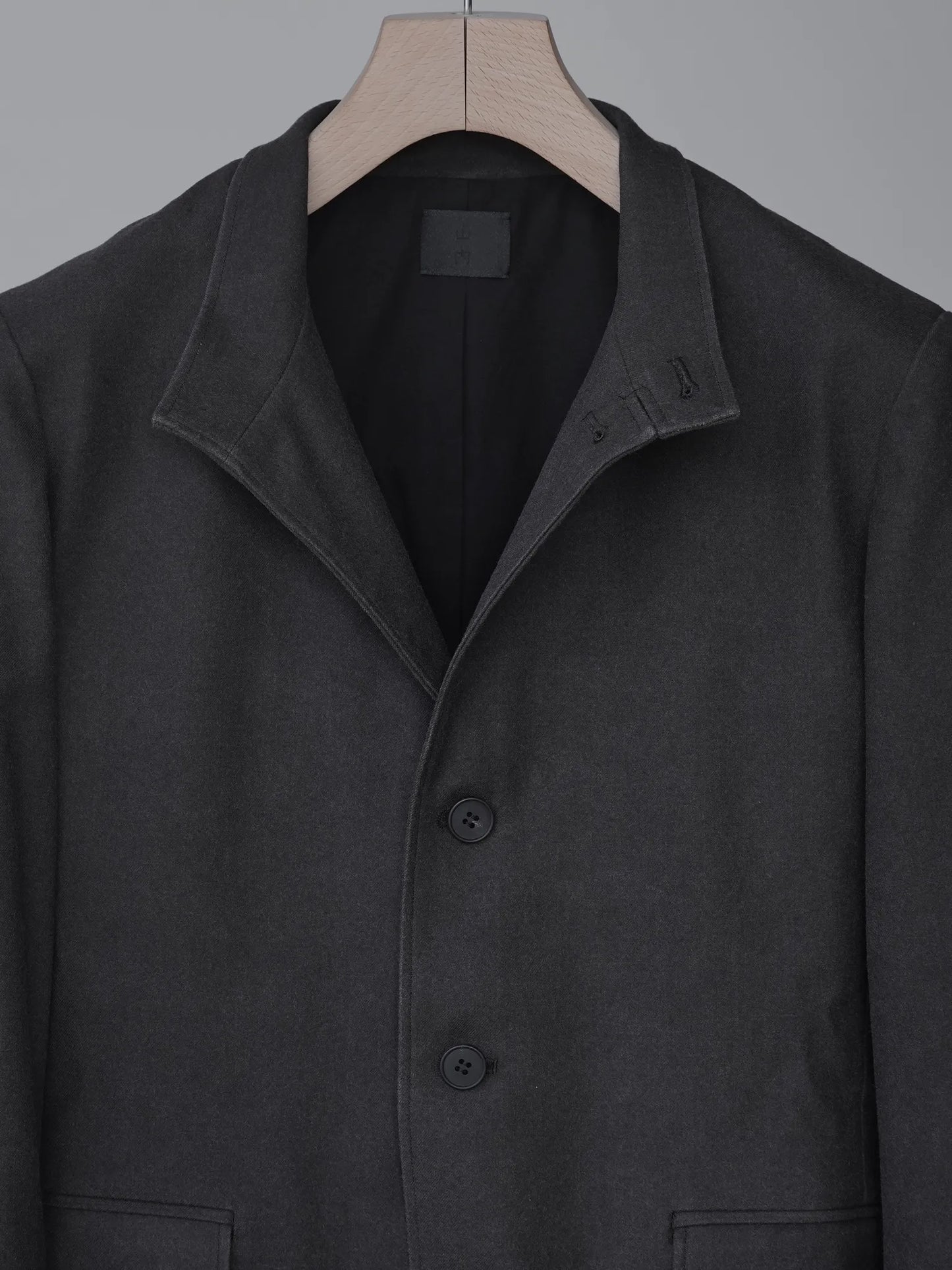 山内-泥染めツイル-スタンドカラージャケット-doro-2