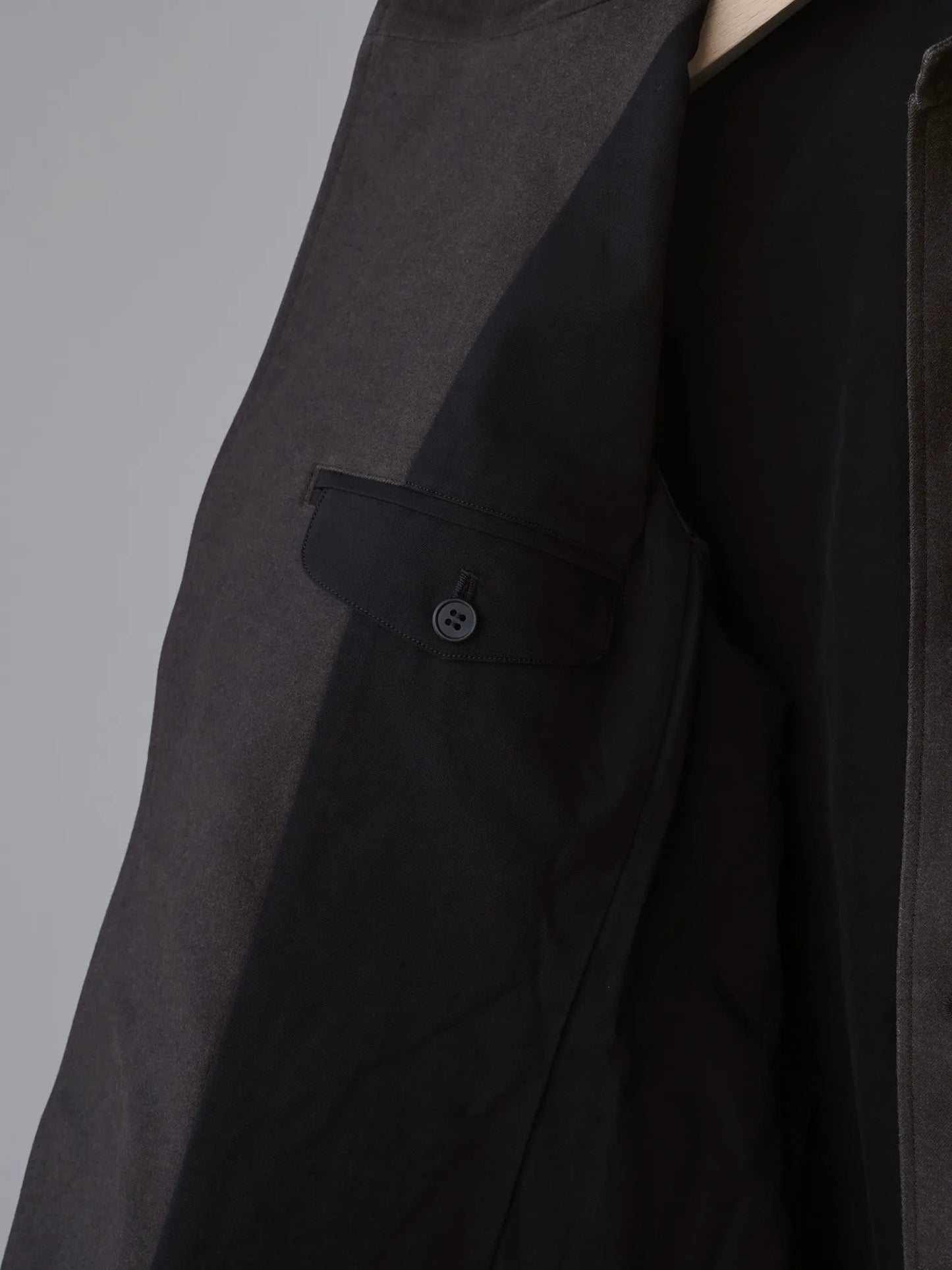 山内-泥染めツイル-スタンドカラージャケット-doro-10