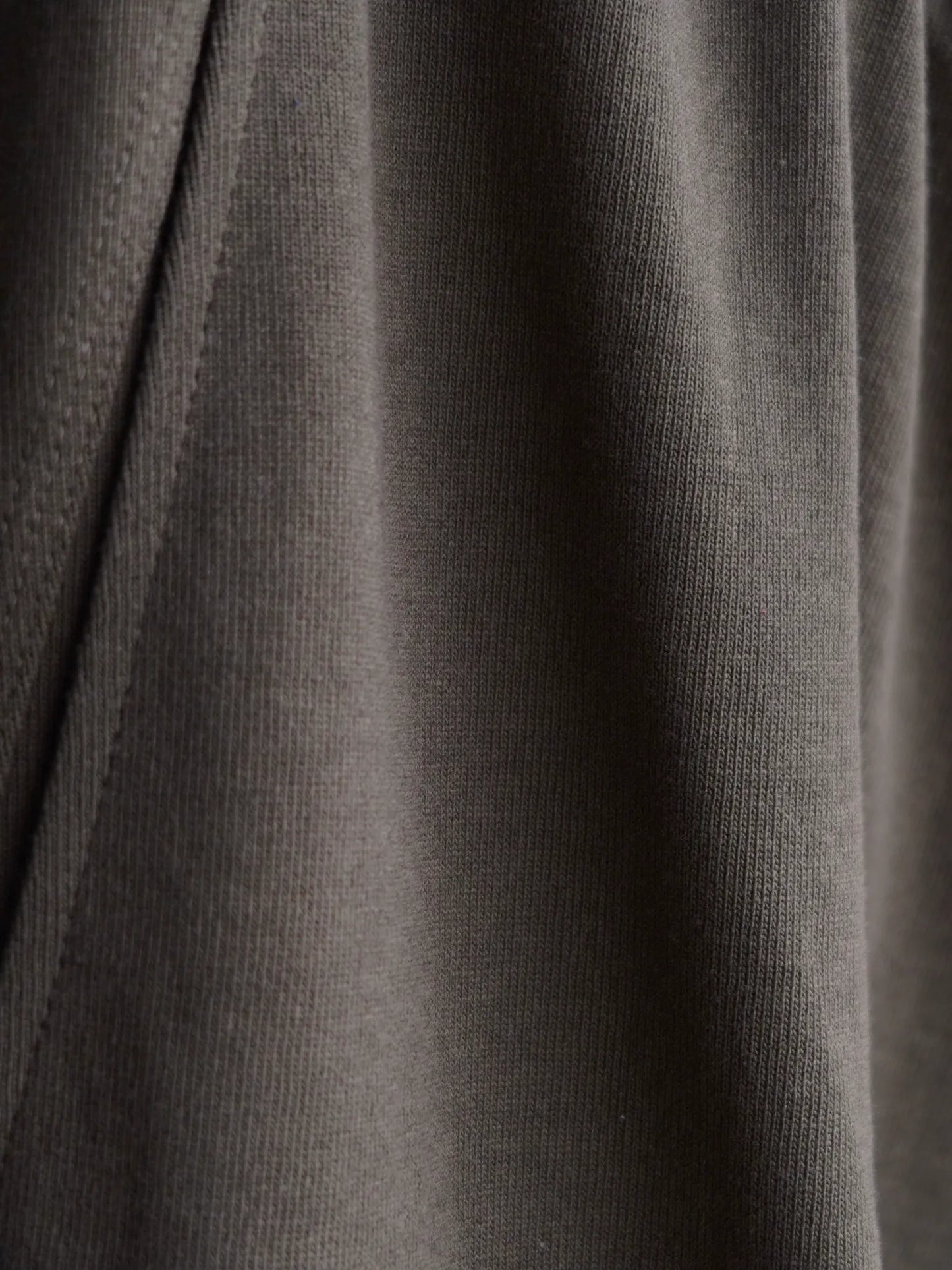 WONDER ROOM | The Step OLIVE