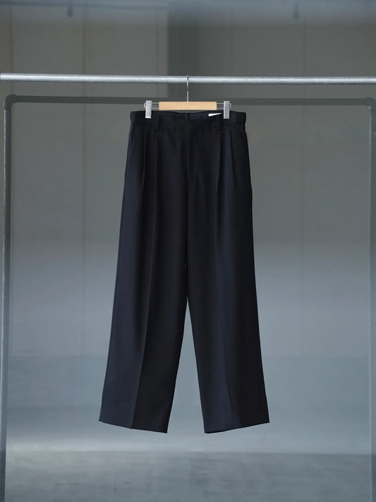 IRENISA | TWO-TUCKS WIDE TROUSERS BLACK