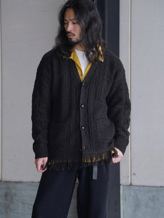 SARTO | WOOL CABLE FRINGE CARDIGAN DARK BROWN