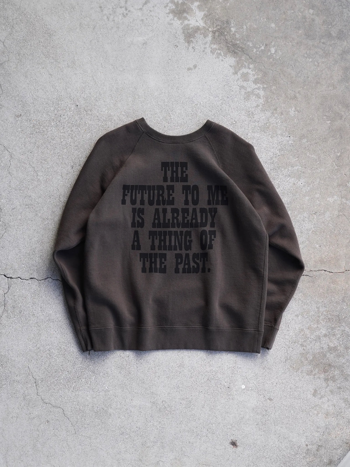 SARTO | COTTON LOOP WHEEL MUSICIAN  CREW NECK L/S DARK BROWN