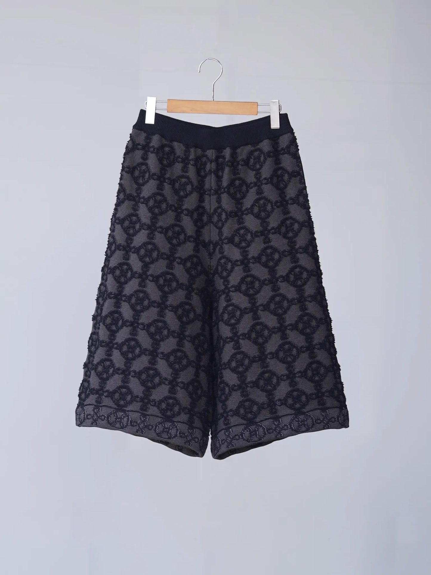 KAKAN | GRIDPILE KNIT PANTS Black