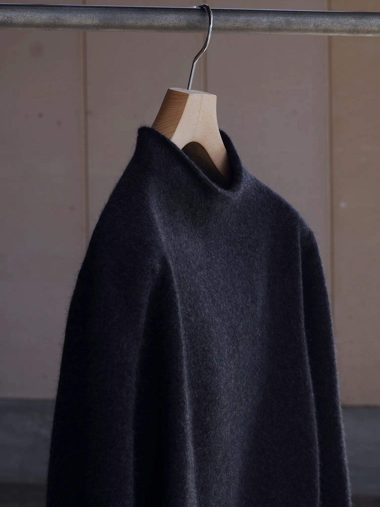 MOTHER HAND artisan | GEEL GRIGIO 6