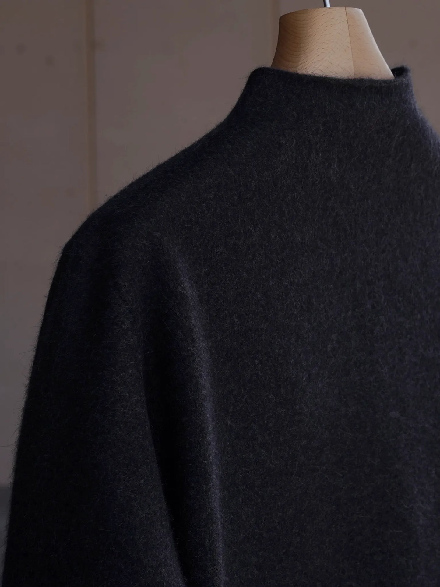 MOTHER HAND artisan | GEEL GRIGIO 6