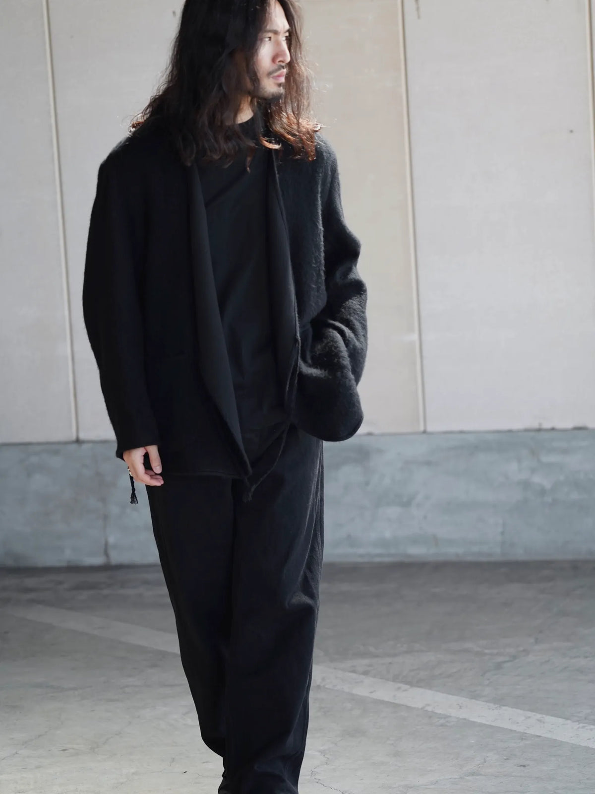 COMOLI | シャギー ノーカラージャケット BLACK