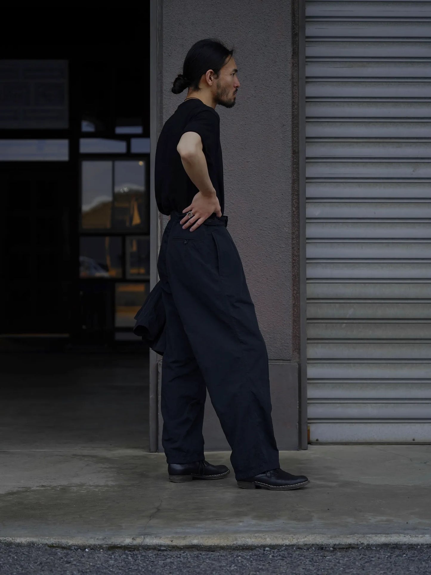 THE NULABEL | GARMENT DYED TROPICAL TROUSERS BLACK