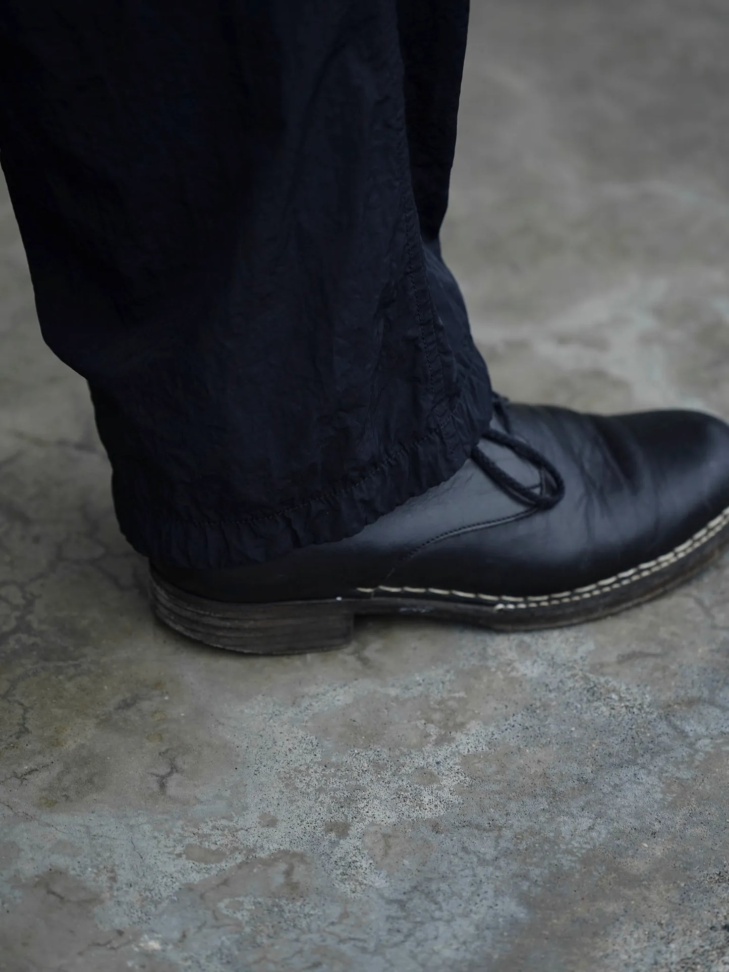 THE NULABEL | GARMENT DYED TROPICAL TROUSERS BLACK