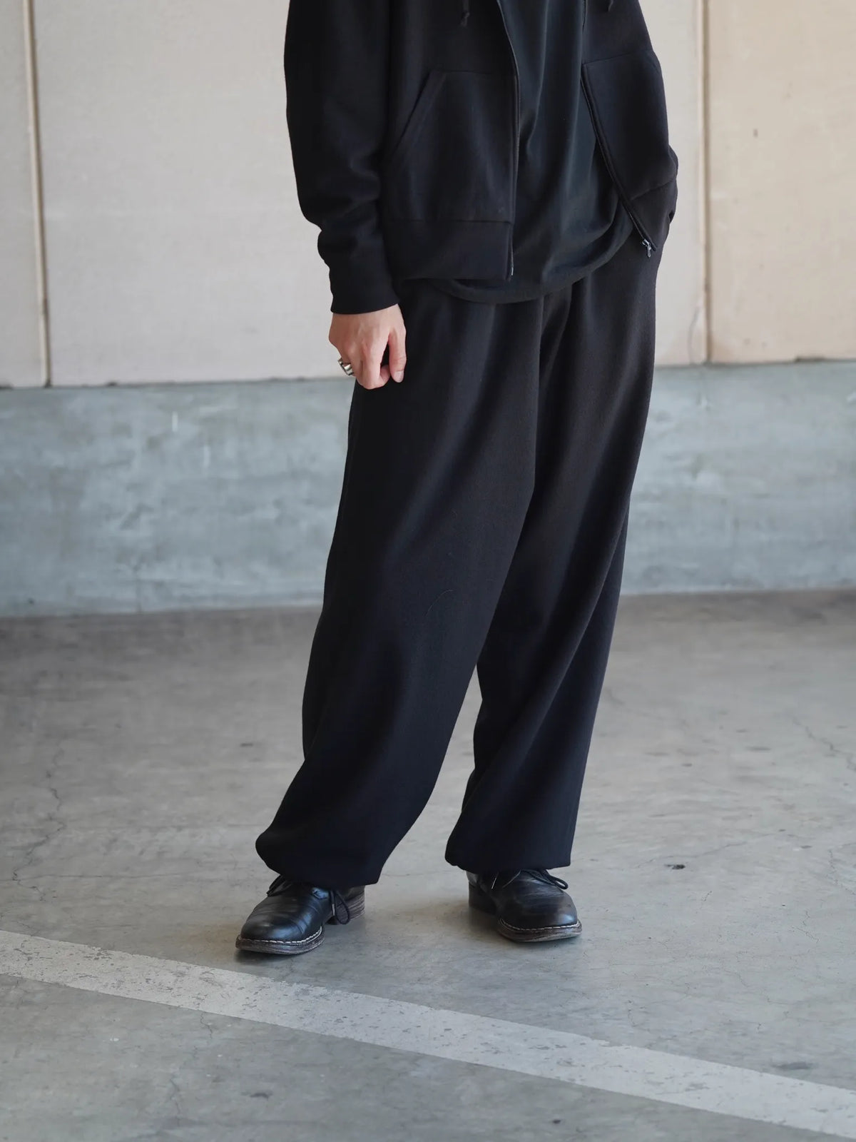 COMOLI | ウールニット パンツ BLACK