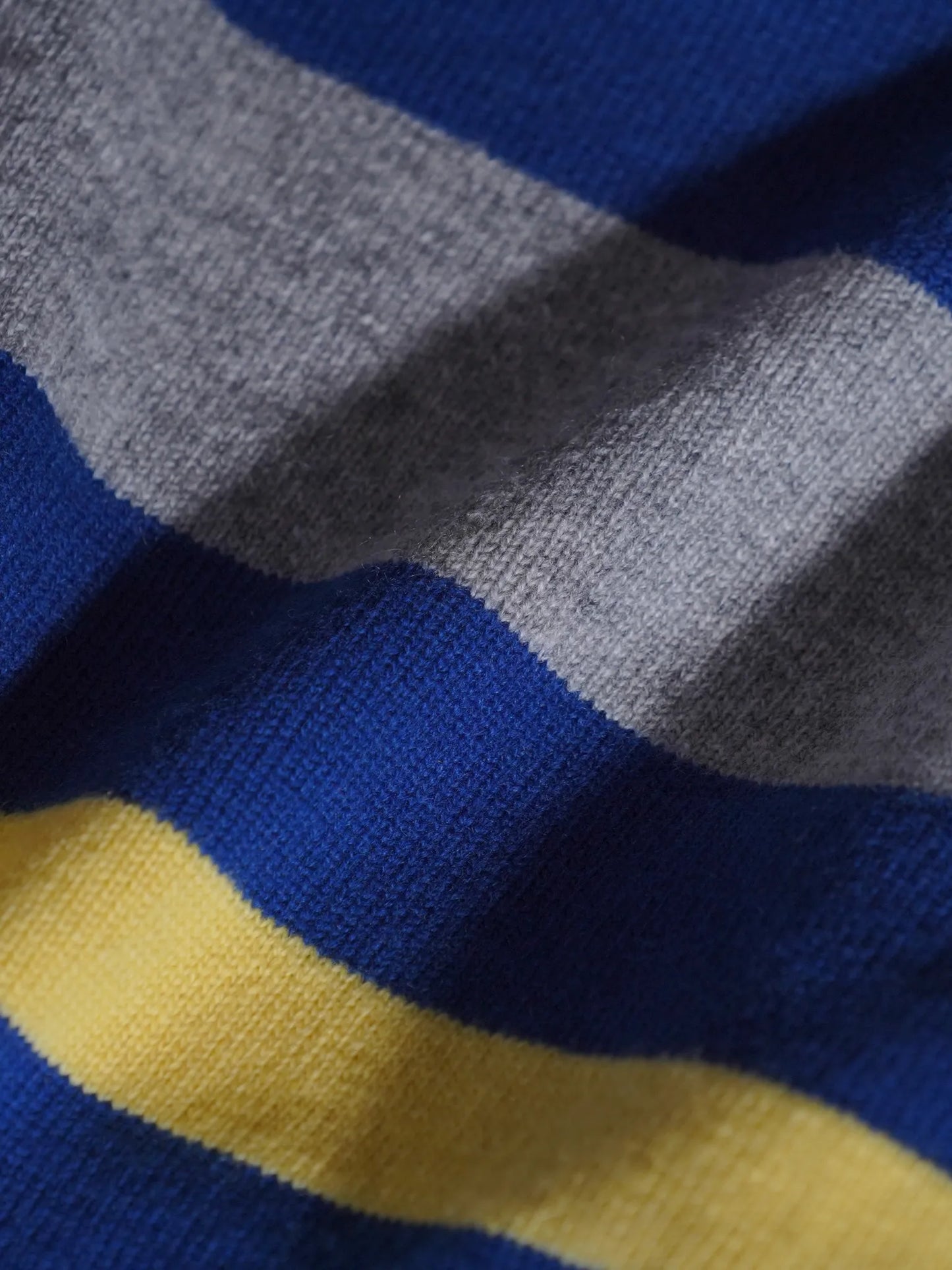 HERILL | Cashmere Mockneck Blue