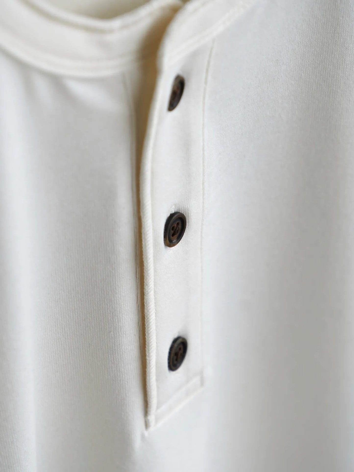 calmlence | HENLEY NECK SS T-SHIRT OWHT