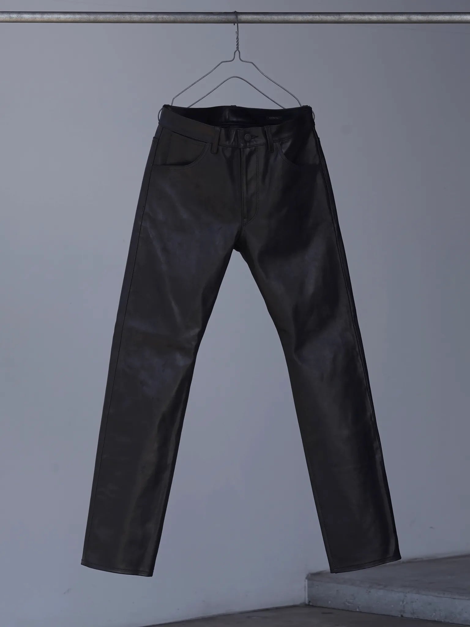 COMOLI Leather 5-Pocket Pants Black | CASANOVA&CO Online Store