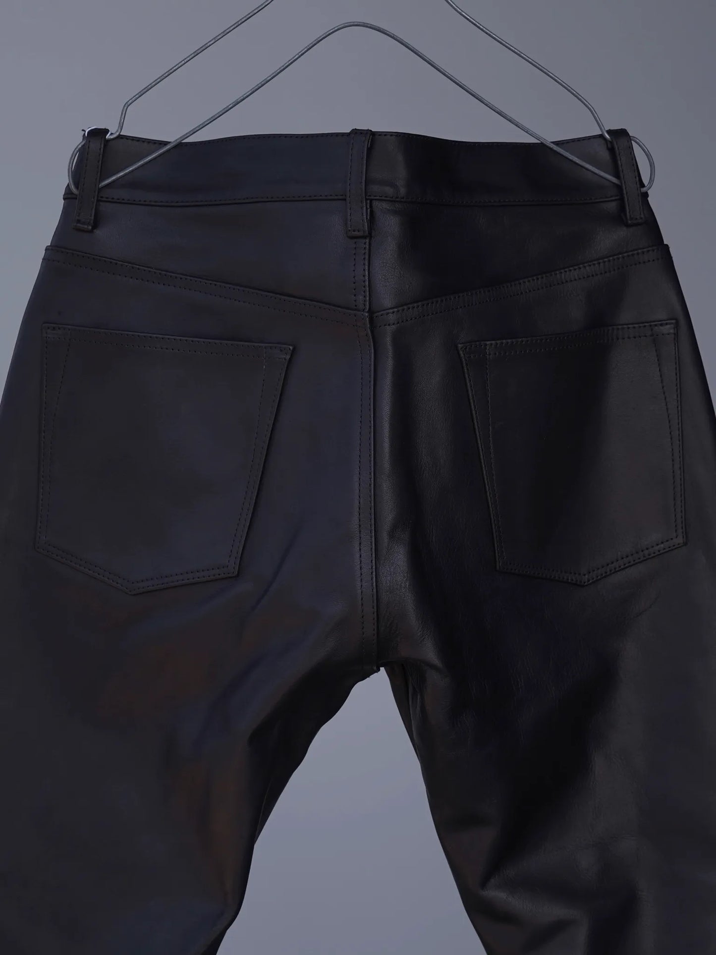 COMOLI | レザー 5Pパンツ BLACK
