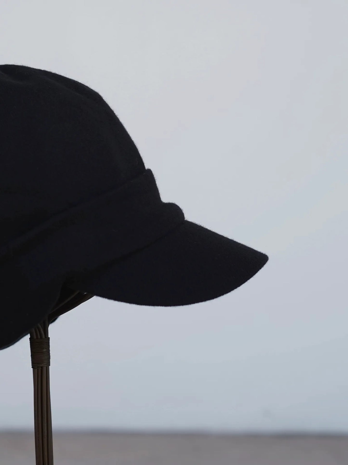 comoli-ウール-ニットキャップ-black-2