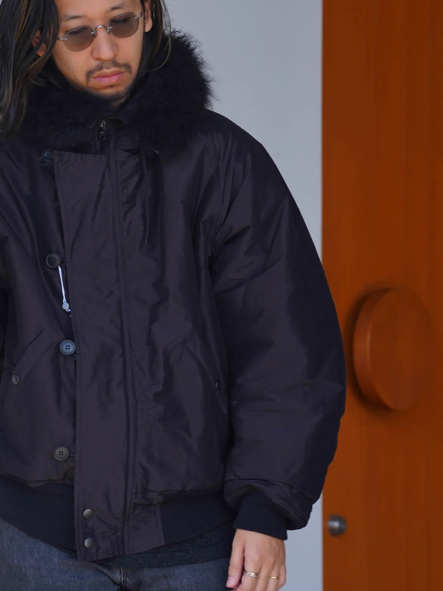 COMOLI | コットンシルク ミリタリーフーデッドジャケット BROWN