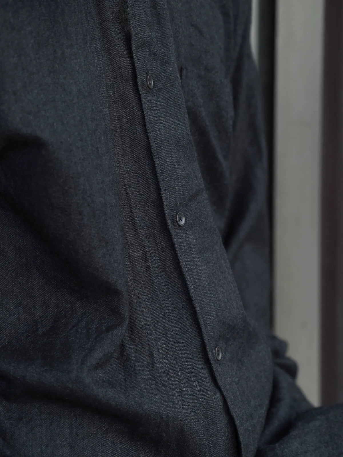 COMOLI | 캐시미어 실크 셔츠 CHARCOAL