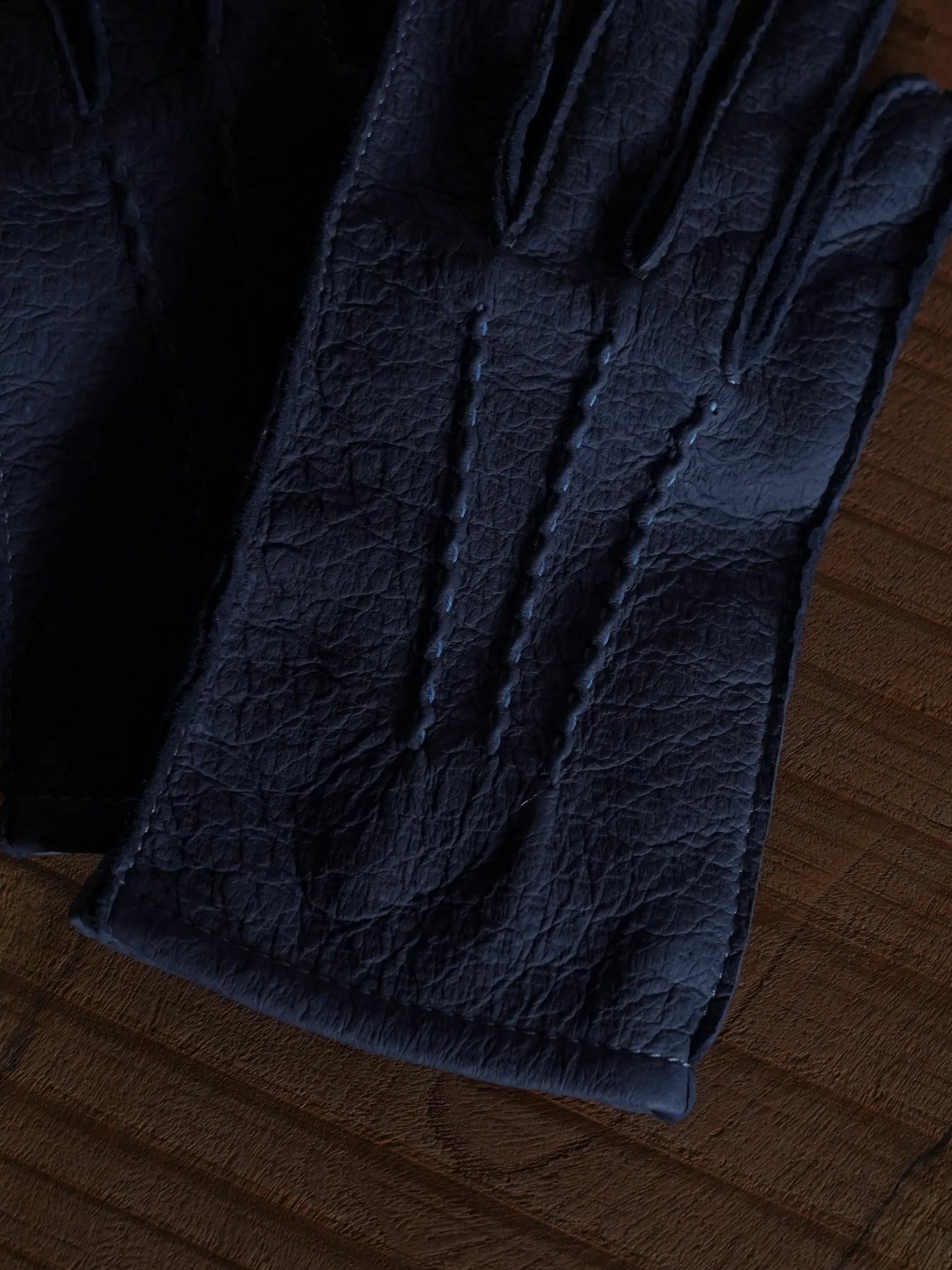 post-production-country-gloves-peccary-unlining-ice-gray-4