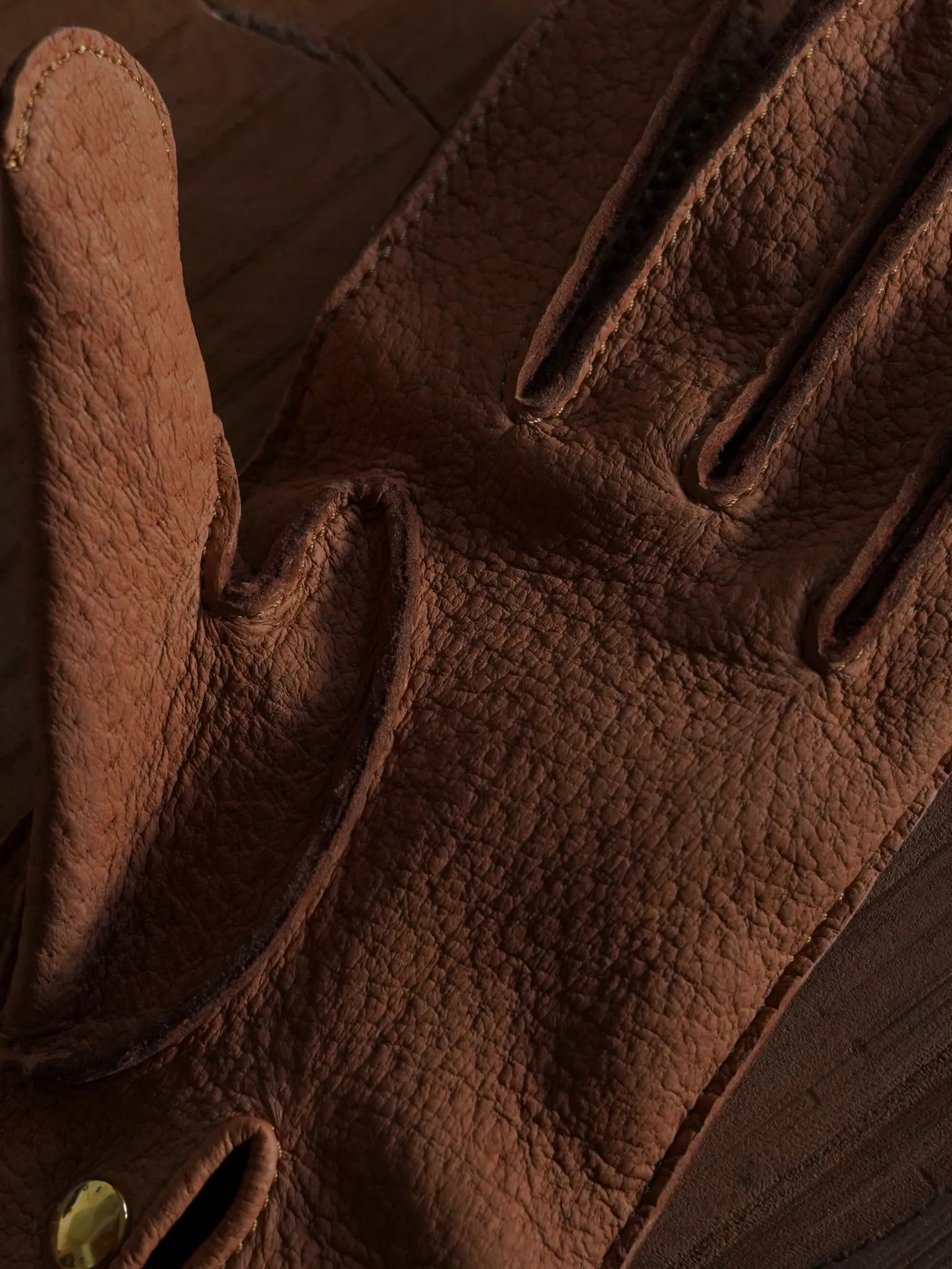 post-production-country-gloves-peccary-unlining-cork-5