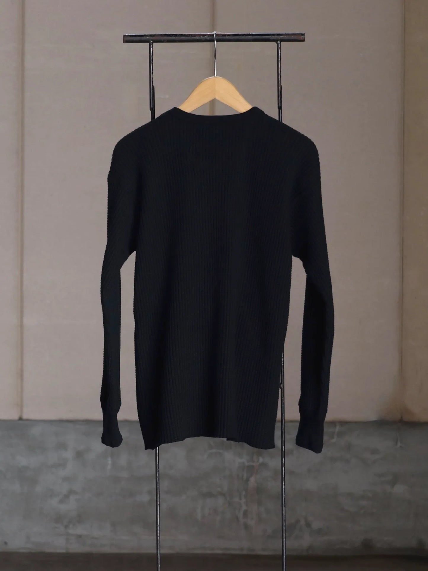 t-t-long-sleeve-t-shirt-black-2