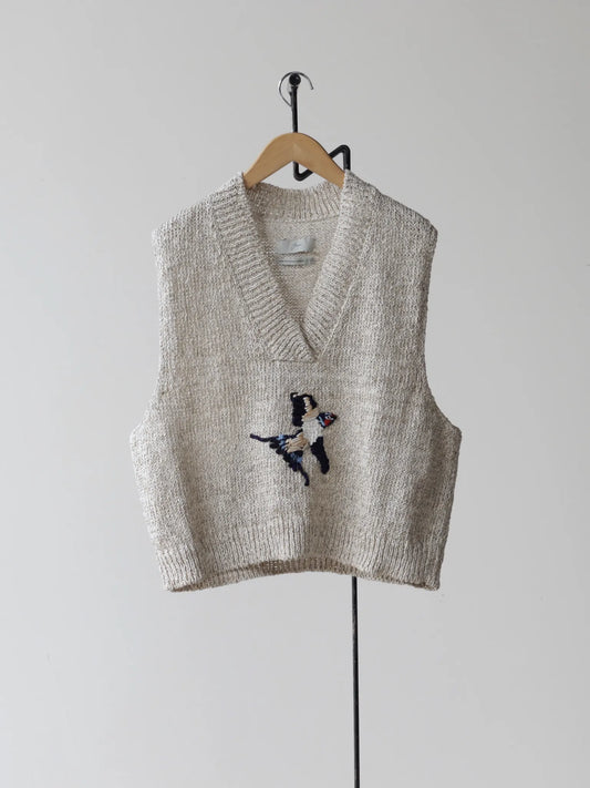 amachi-swallow-knit-vest-beige-1