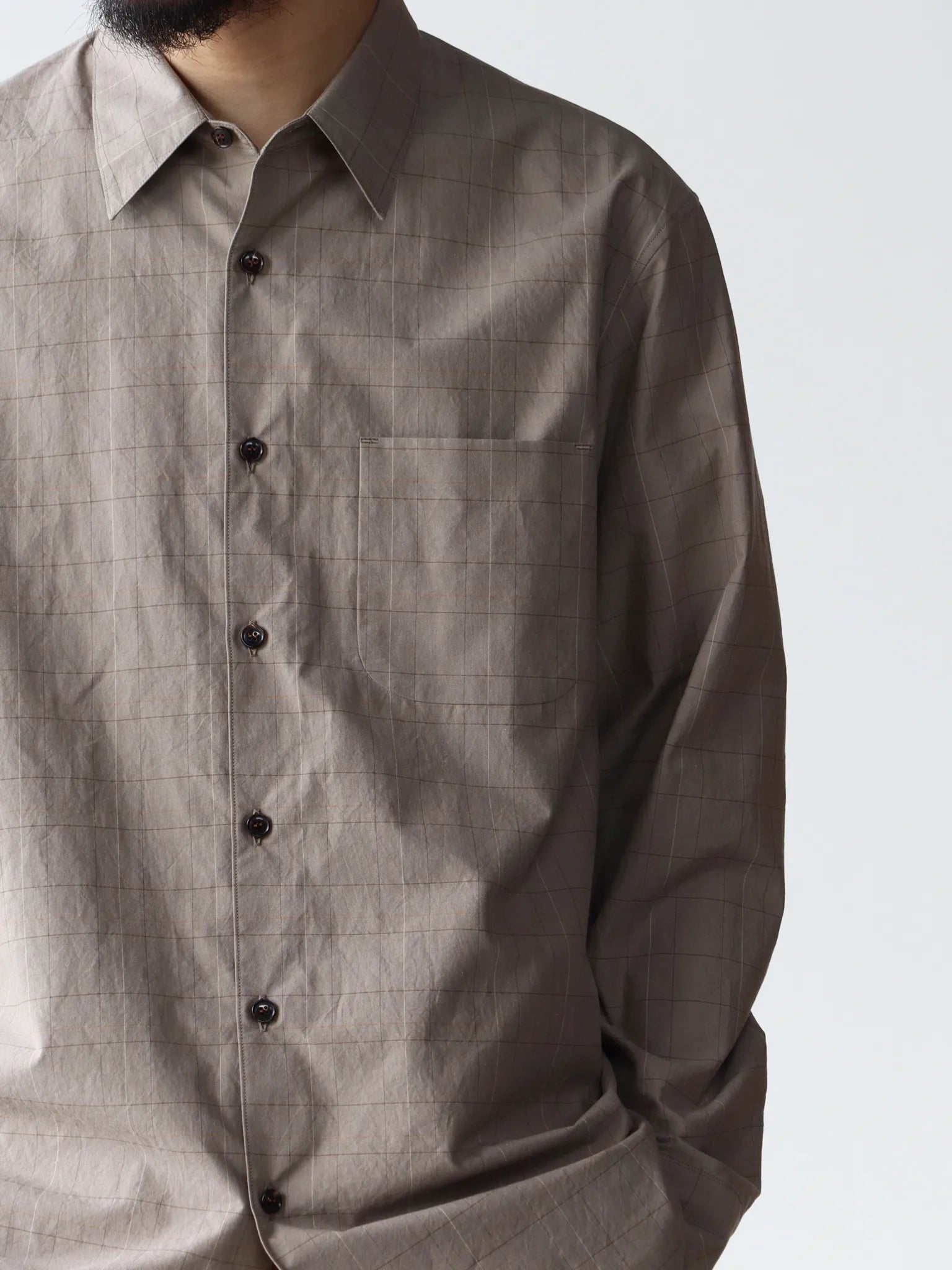 tilt-the-authentics-washed-6-color-check-typewriter-regular-shirt-l-taupe-check-4