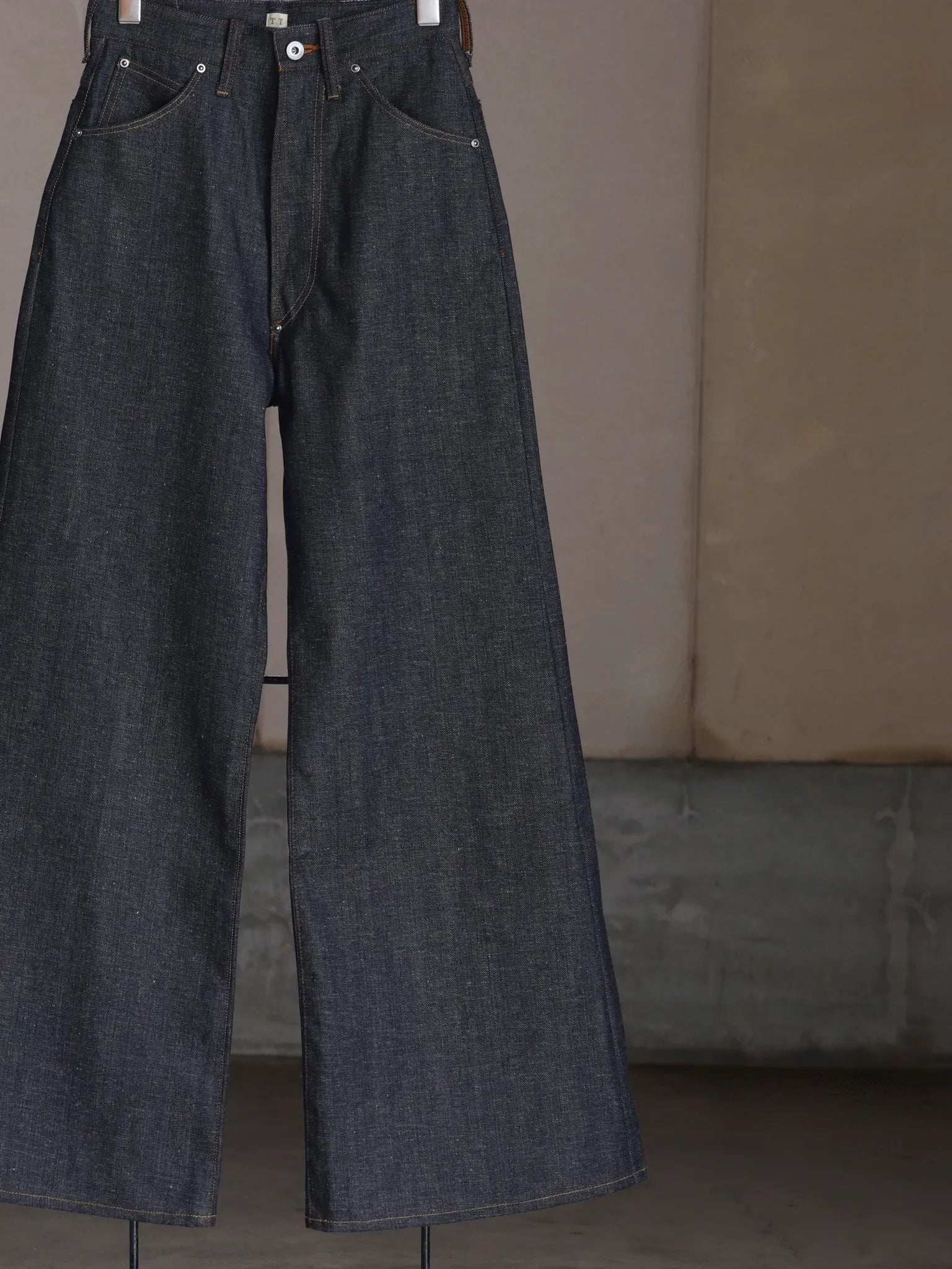 t-t-denim-trousers-w-raw-indigo-3