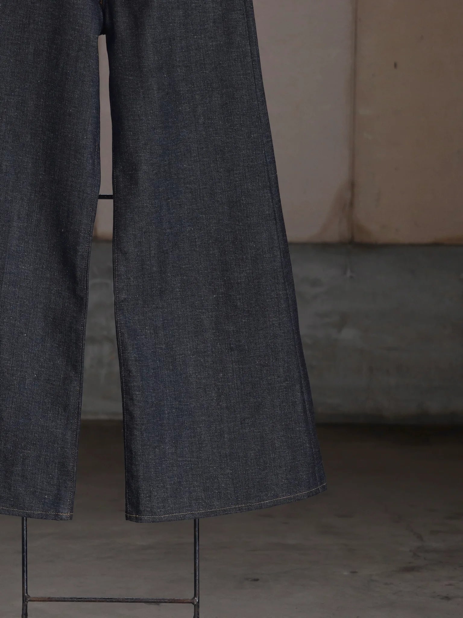 t-t-denim-trousers-w-raw-indigo-5