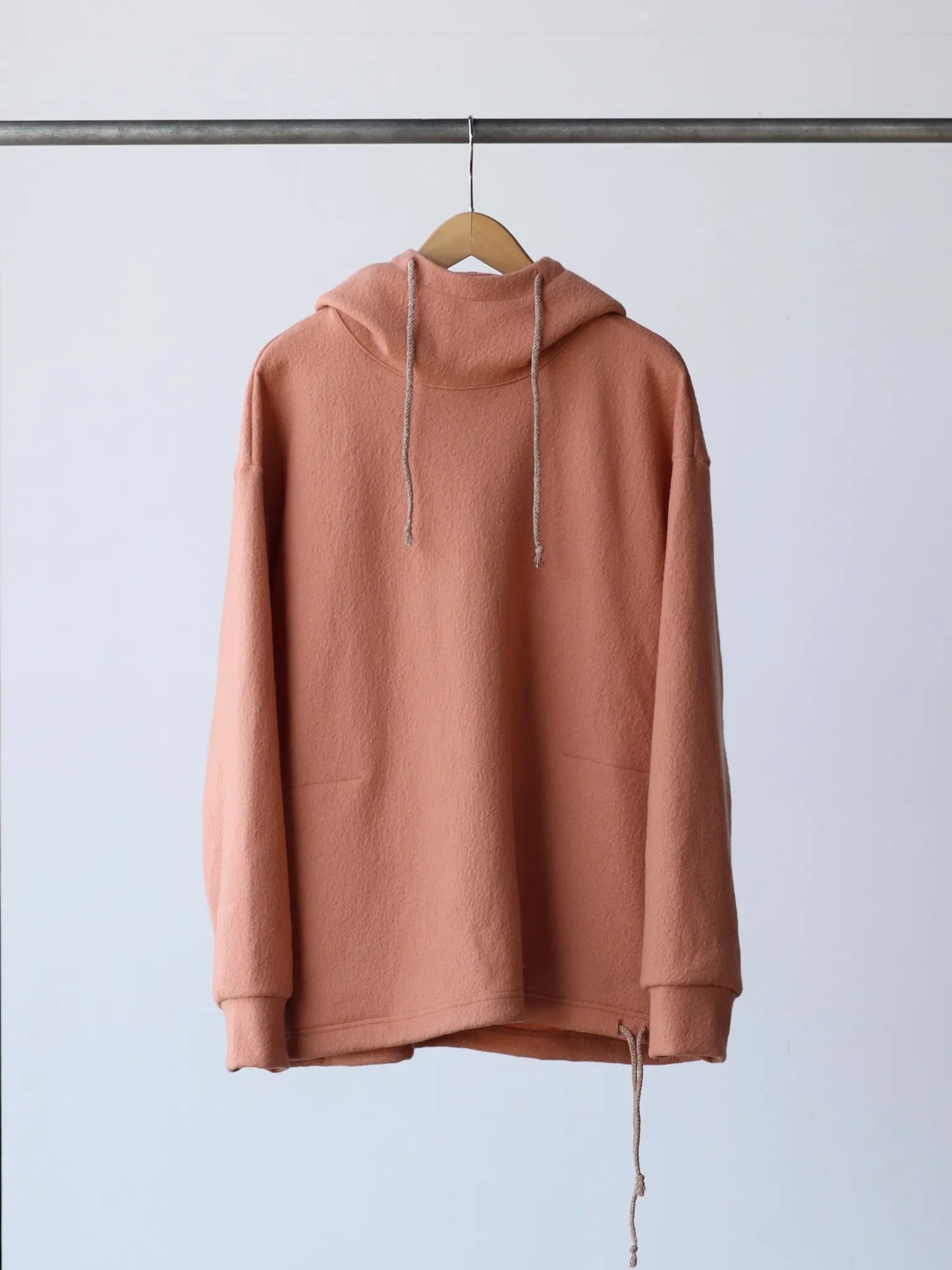 amachi. | High Neck Hoodie White Beige