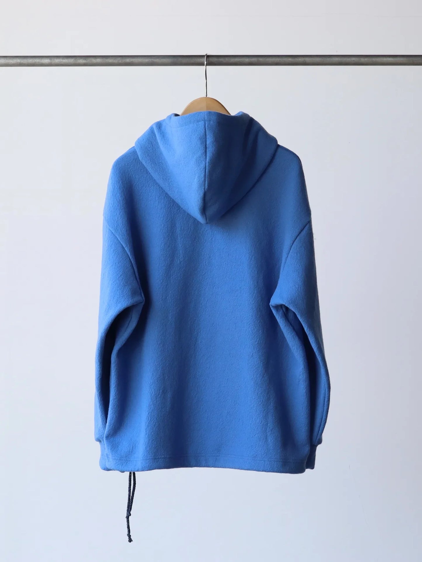 amachi. | High Neck Hoodie Blue