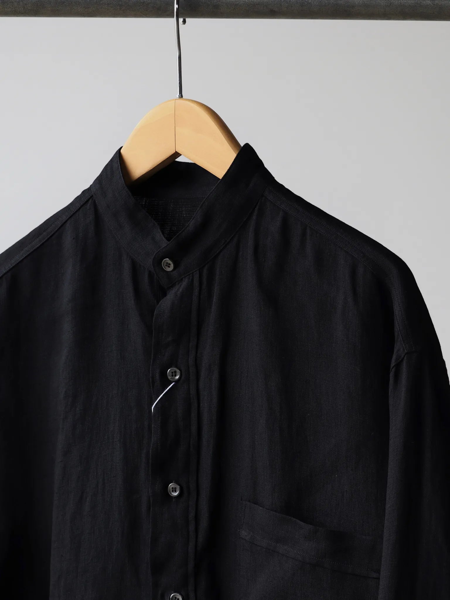 COMOLI リネンWクロス プルオーバーシャツ BLACK | CASANOVA&CO COMOLI リネンWクロス プルオーバーシャツ BLACK | CASANOVA&CO