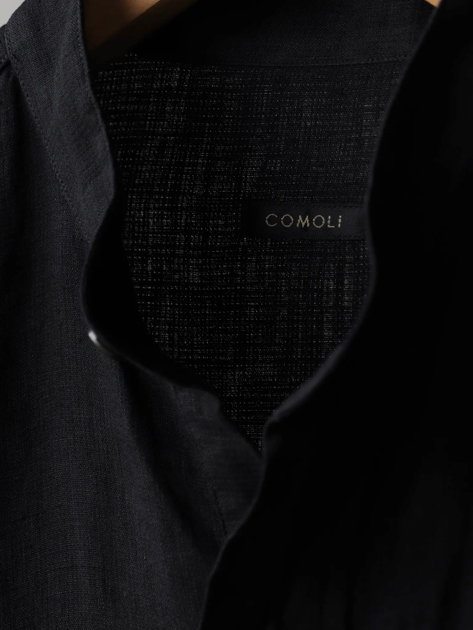 COMOLI リネンWクロス プルオーバーシャツ BLACK | CASANOVA&CO COMOLI リネンWクロス プルオーバーシャツ BLACK | CASANOVA&CO