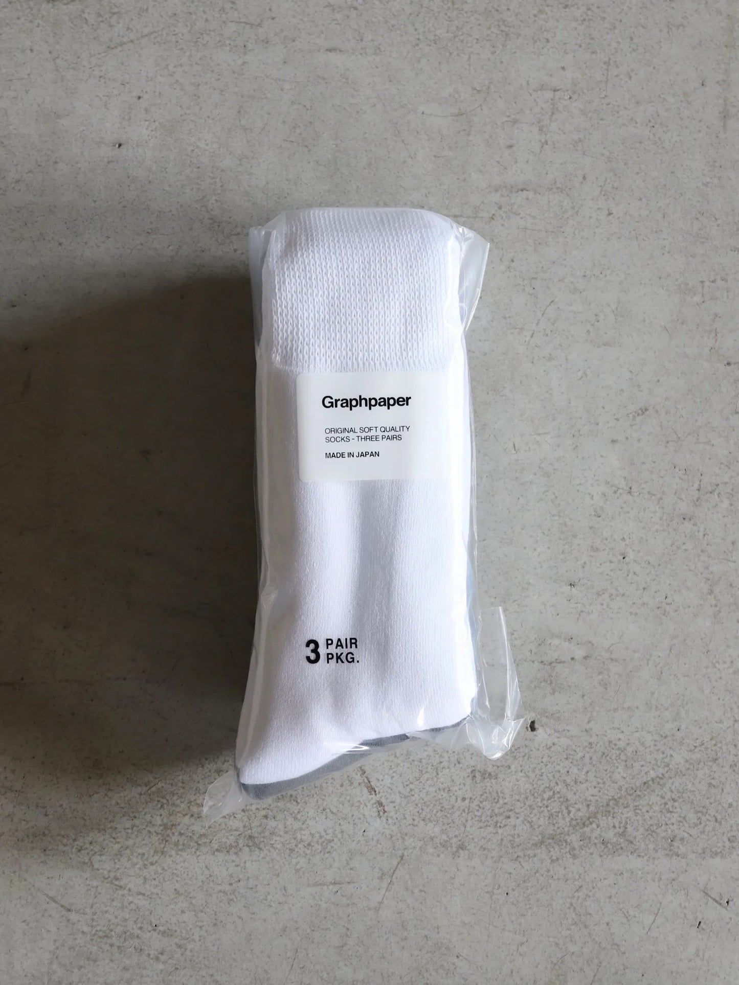graphpaper-3-pack-socks-monotone-2