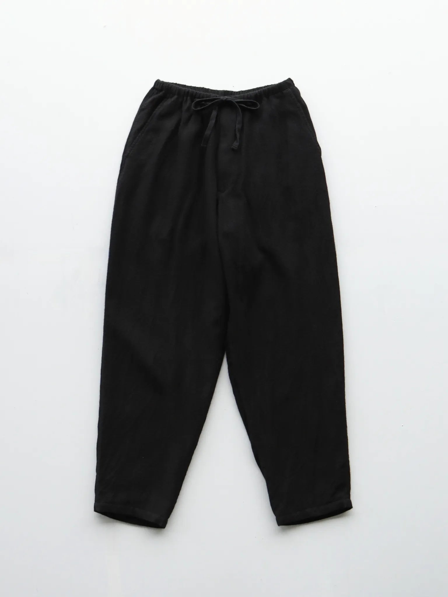 COMOLI Cashmere Silk Drawstring Pants BLACK | CASANOVA&CO Online Store