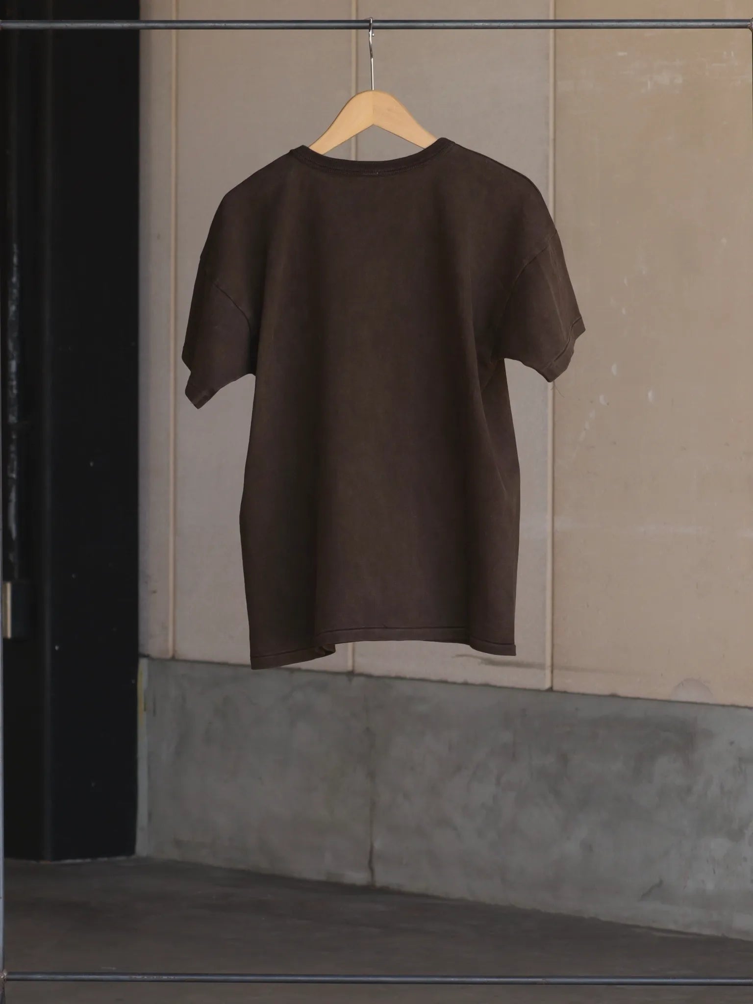 t-t-tee-shirt-mud-dyed-brown-2